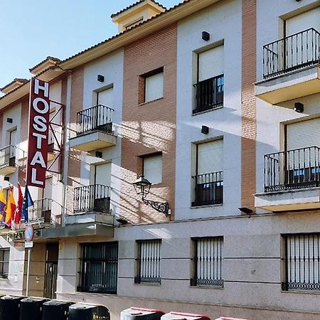Hostal Plaza Mayor 토레용드아르도즈 외부 사진