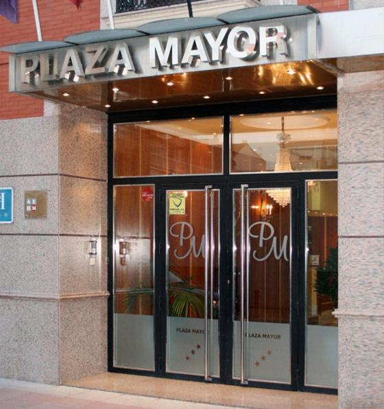 Hostal Plaza Mayor 토레용드아르도즈 외부 사진