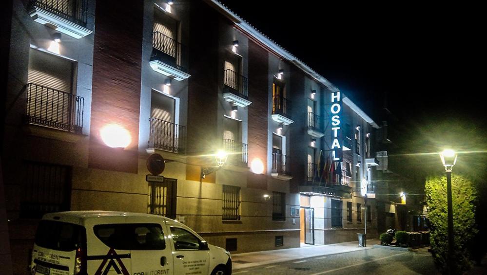 Hostal Plaza Mayor 토레용드아르도즈 외부 사진
