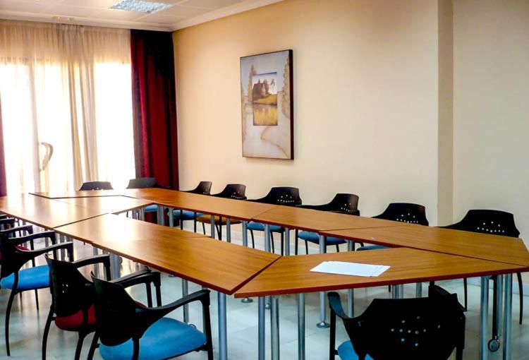 Hostal Plaza Mayor 토레용드아르도즈 외부 사진